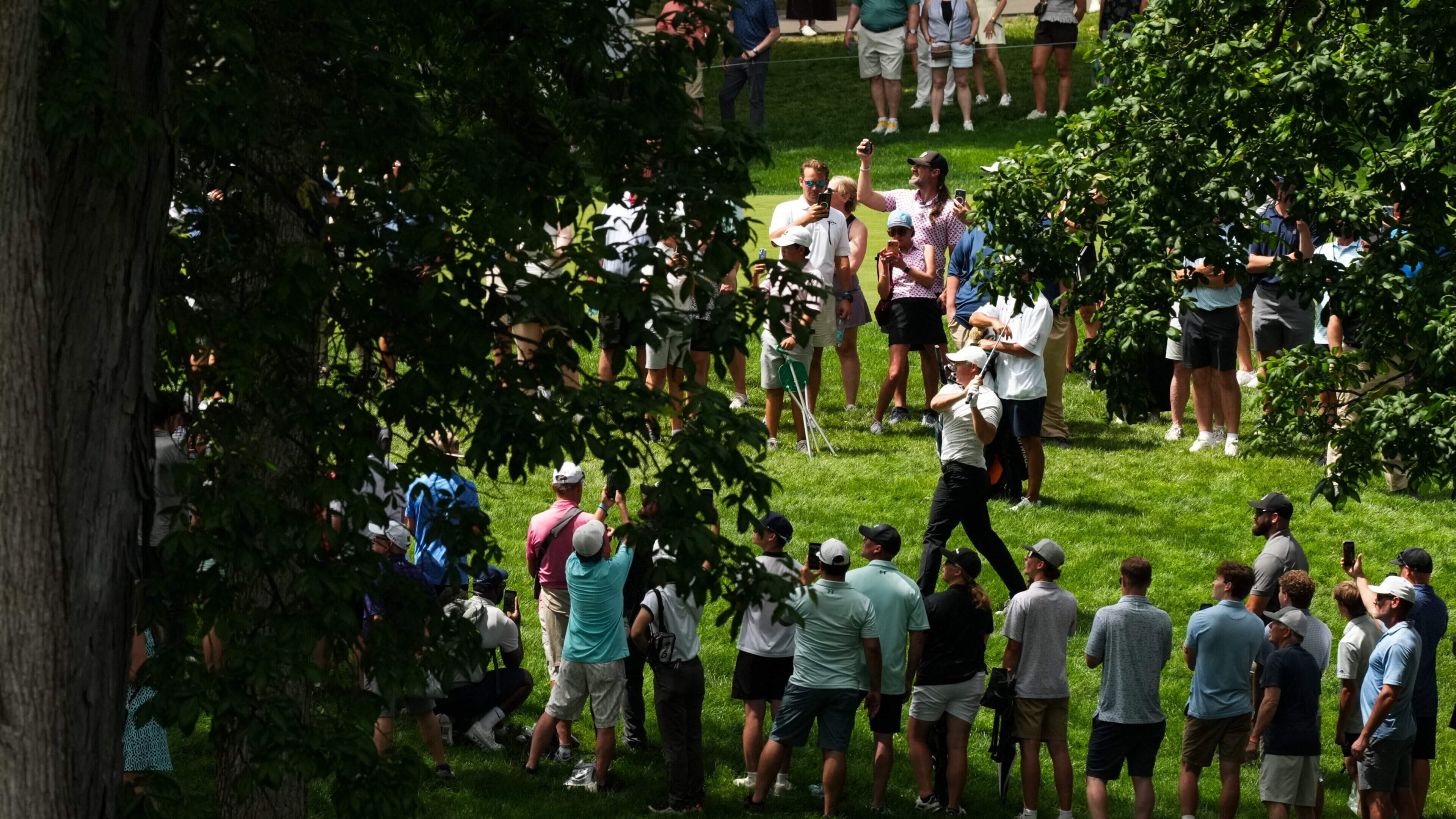Rory McIlroy and Shane Lowry eight off lead at Memorial Tournament as rain delays hit third round